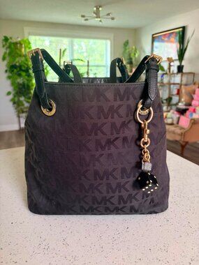Michael Kors Black Signature Jacquard Jet Set Tote Bag Gold Hardware Large